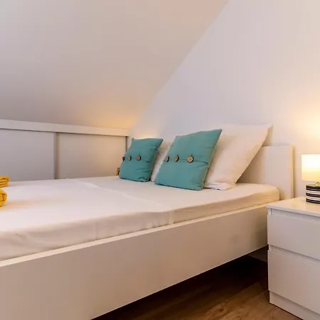 Apartment Lacaleta Split