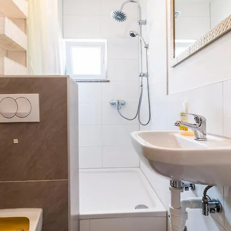 Apartment Lacaleta Split