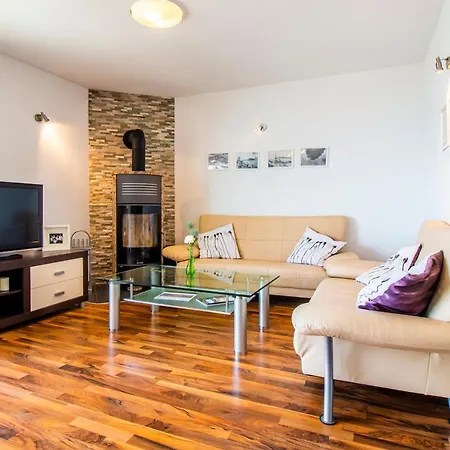 Apartment Lacaleta Split